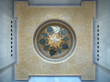 Abu Dabi, Bae - Ekim, 2018: Şeyh Zayed Camii iç manzaralı lamba ve dekore tavan.