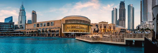 Дубай Октябрь 2018 Панорамный Вид Центр Города Новым Магазином Apple — стоковое фото