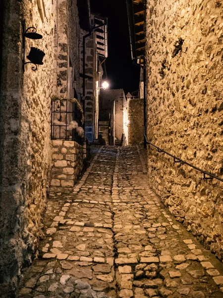 Noční Výhled Santo Stefano Sessanio Malá Vesnička Oblasti Abruzzo Itálie — Stock fotografie