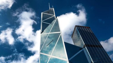 Hong Kong, Çin - 24 Kasım 2015 - Çin Bankası Kulesi Merkez bölgesinde. 1990 yılında tamamlanmış, Çin Bankası Kulesi hala Hong Kong'un en ikonik gökdelenler biridir.