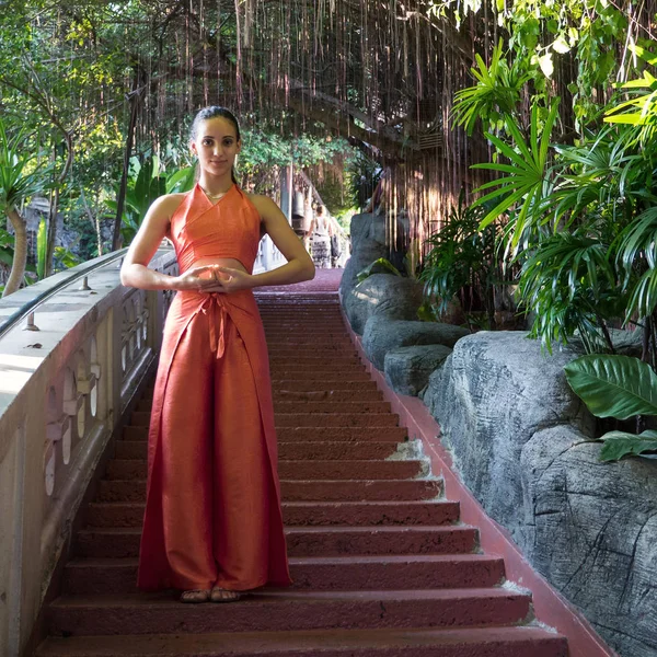 Intimate Portrait Young Woman Dressed Traditional Costume Stairs Old Temple — Stock Photo, Image