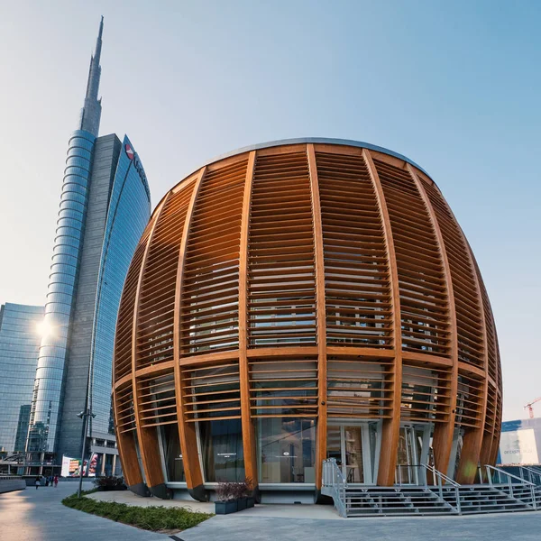 Mediolan Włochy Września 2016 Unicredit Pavillon Zaprojektowany Przez Michele Lucchi — Zdjęcie stockowe