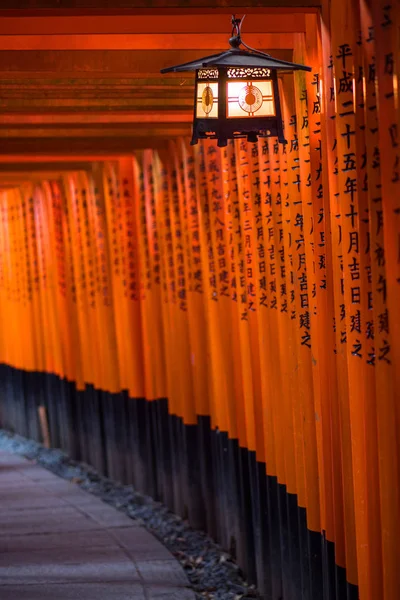 Kyoto Giappone 2017 Lanterna All Interno Del Santuario Fushimi Inari — Foto Stock