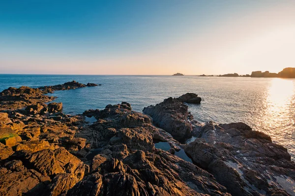 Pointe Grouin Gün Işığı Batı Brittany Fransa Dan Atlantik Kadar — Stok fotoğraf