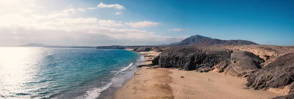 Lanzarote Adasında Plajın Panoramik Manzarası Kanarya Adaları Spanya Avrupa — Stok fotoğraf