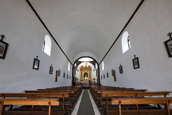 Veduta interna della Chiesa di Nuestra Senora de los Volcanes in Man — Foto Stock