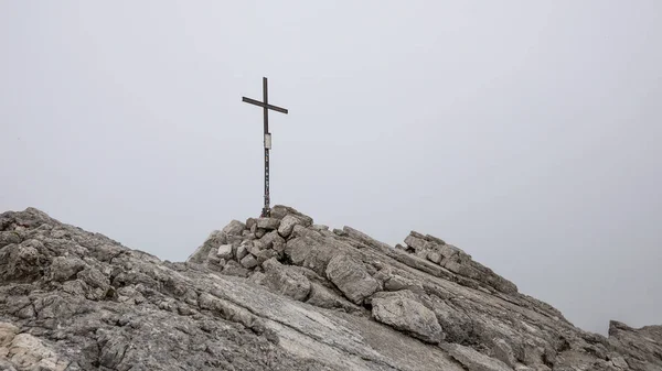 Vista Panorámica Las Montañas Dolomitas Con Cruz Cima Italia —  Fotos de Stock