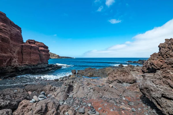 Tekintettel a Charco de Los Clicos strand az Atlanti-óceán partján Nea — Stock Fotó