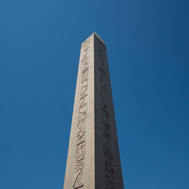 Theodosius Obelisk, firavun Thutmose III Antik Mısır Obelisk Roma İmparatoru Theodosius ı tarafından Konstantinopolis Hippodrom içinde yeniden dikildi 4 yüzyıl reklam.