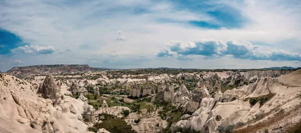 Naturlige Vulkanformasjoner Panoramautsikt Devrent Valley Cappadocia Tyrkia – stockfoto