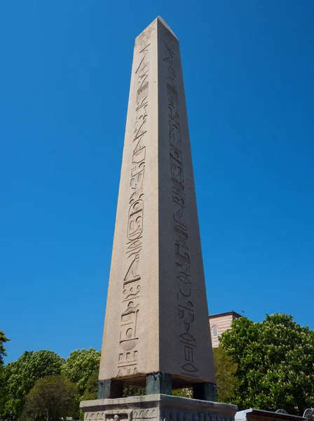 Obelisco Teodosio Antiguo Obelisco Egipcio Del Faraón Thutmosis Iii Reconstruido — Foto de Stock