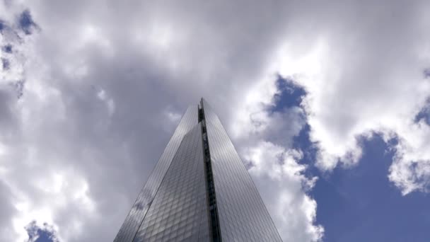 Londra Maggio 2018 Edificio Shard Contro Cielo Nuvoloso Costruito Nel — Video Stock