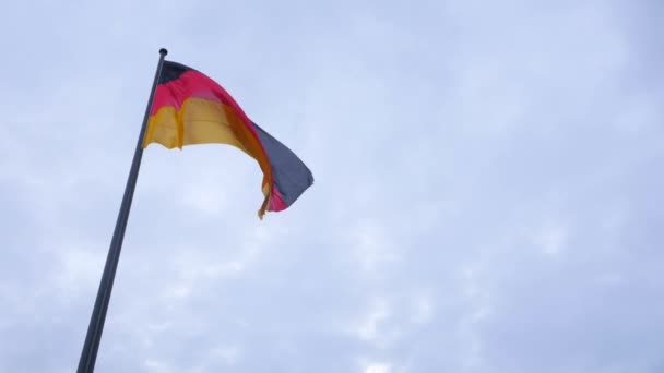 Gökyüzünde Alman Bayrağı — Stok video