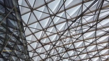 Bologna, İtalya - Nisan 2018: Unipol Kulesi'nin doğal manzarası