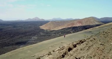 Dağ manzarasının güzel görüntüleri 