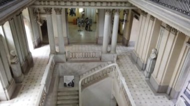 Havana, Küba - Mart 2019: Devrim müzesi (Museo de La Revolucion) iç görünüm, eski Başkanlık sarayı.