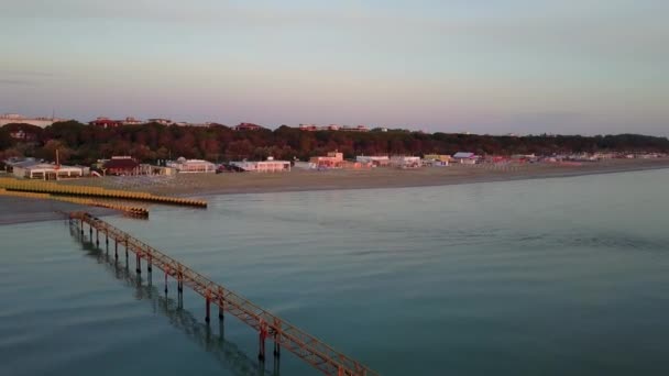 美丽的海滨小镇 — 图库视频影像