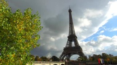 Eyfel Kulesi. Paris, Fransa