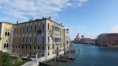 Büyük Kanal 'ın panoramik manzarası ve Santa Maria della Salute, Venedik, İtalya.