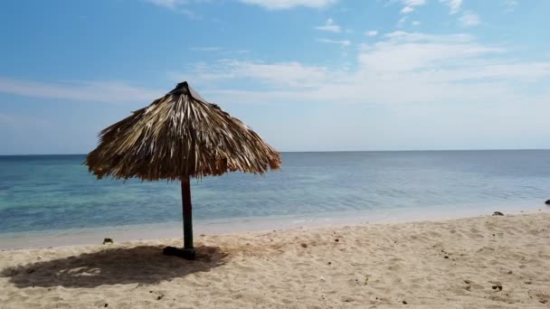 Widok Plażę Ancon Słoneczny Dzień Trinidad Kuba — Wideo stockowe