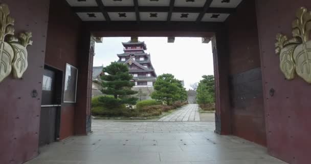 Pagoda vid ingången till Fushimi Inari Shrine eller Fushimi Inari — Stockvideo