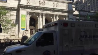 NEW YORK CITY -CIRCA HAZİRAN 2012: New York City caddesinin görüntüleri  