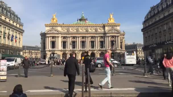 Paris France April 2015 People Traffic Front Paris Opera Garnier — Stock video