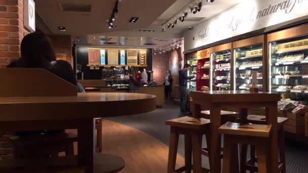 New York City May 2015 People Pret Manger Restaurant Pret — Wideo stockowe