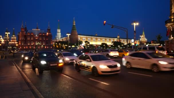 Moscow May 2018 Traffic Street View Night Historical Buildings Background — Video Stock