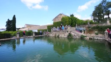 Cordoba, İspanya - Haziran, 2018: Cordoba'daki ünlü Alcazar Bahçeleri, İspanya.