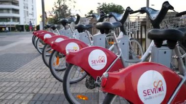 Sevilla, İspanya - Circa Haziran, 2018: Sevici Bike Sevilla paylaşımı.