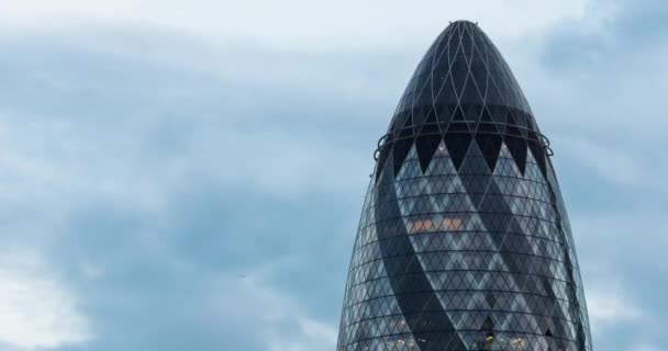 London United Kingdom June 2015 Time Lapse Gherkin Building Dusk — Vídeo de Stock