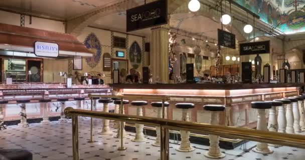 London United Kingdom Circa June 2015 Harrods Food Store Interior — Video Stock