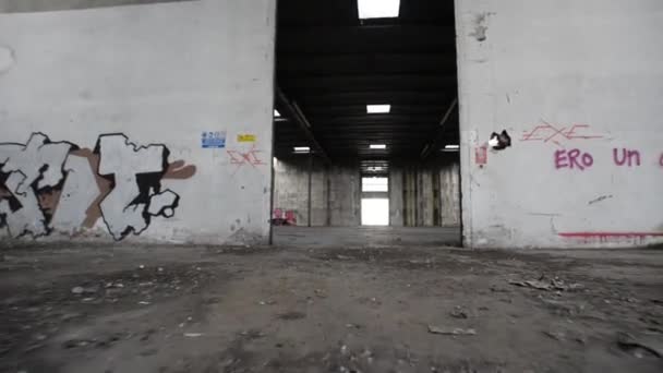 放棄された工場の映像 — ストック動画