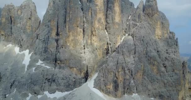 意大利多洛米特山脉的风景全景 — 图库视频影像