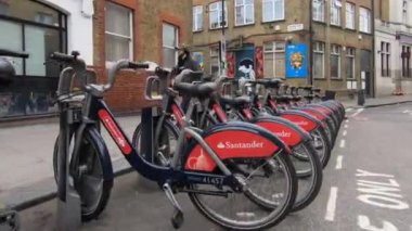 LONDON - Mayıs 2018: Santander Kiralama.