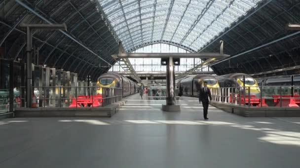Londýn Květen 2018 Vlaky Nádraží Pancras — Stock video