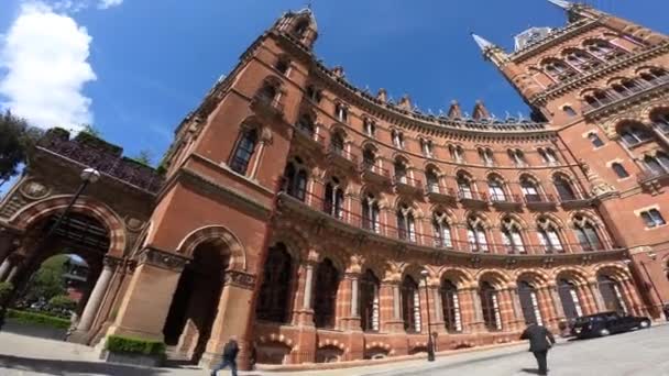 London May 2018 Exterior View Pancras Railway Station Building Now — Stockvideo