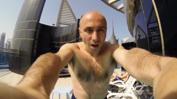 Happy Man Footage Camera Swimming Pool Dubai — Stock video