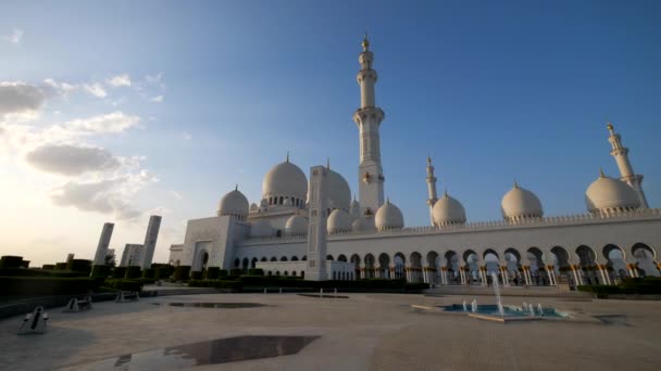 Detalle Mezquita Sheikh Zayed Abu Dhabi Emiratos Árabes Unidos — Vídeo de stock