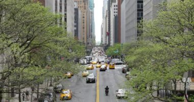 New York 'ta 42. Cadde' de trafik