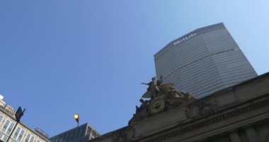 NEW YORK CITY - Mayıs 2015: 42. Cadde 'deki Grand Central İstasyonu. Platform sayısına göre dünyadaki en büyük tren istasyonudur: 44..