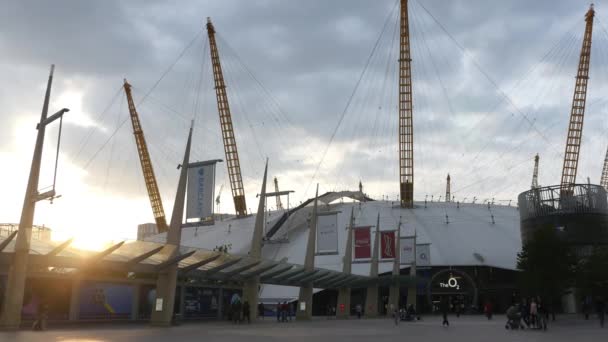 Londen Verenigd Koninkrijk Juni 2015 Arena Koepel Meter Hoog Roof — Stockvideo