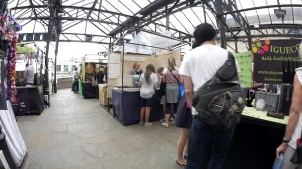 Londen Verenigd Koninkrijk Juni 2015 Camden Town Market Bekende Alternatieve — Stockvideo