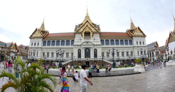 タイ寺院の建築の詳細 バンコクのグランドパレス — ストック動画