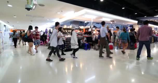 Bangkok Thailand November 2015 Bekleidung Und Objekte Mbk Shopping Mall — Stockvideo