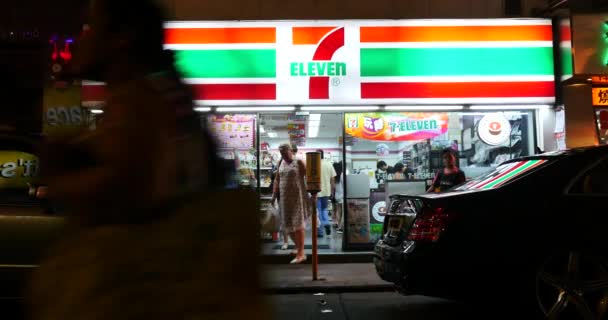 Hong Kong Çin Circa November 2015 Eleven Shop Eleven Dünyanın — Stok video