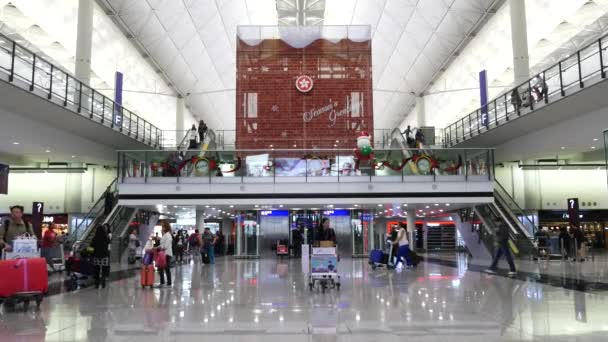中国香港 2015年11月28日 香港国际机场内景 香港国际机场是香港的主要机场 位于赤 — 图库视频影像