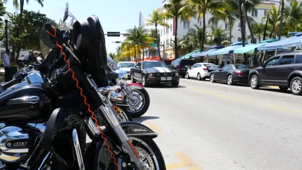 Miami Usa März 2016 Harley Davidson Motorrad Geparkt Ocean Drive — Stockvideo
