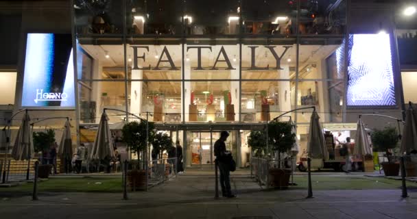 Milão Itália Setembro 2016 Eataly Loja Construção Noite Eataly Mercado — Vídeo de Stock